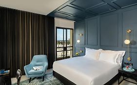 מלון בוטניקה